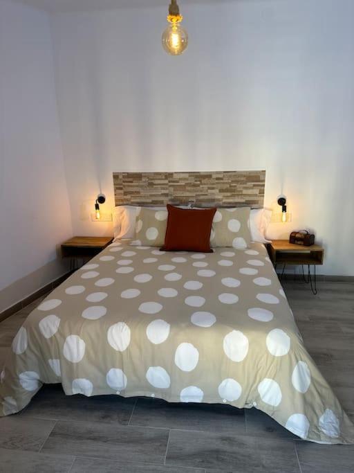 Habitacion Montgros En Casa Cami De Les Aiguees Monistrol De Montserrat Ngoại thất bức ảnh